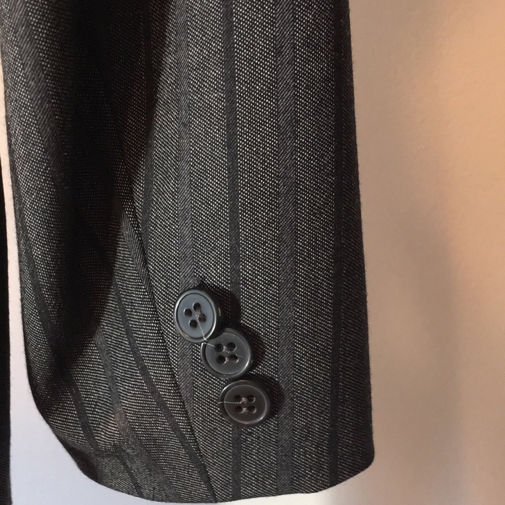 Z Zegna Gray Pinstripe Suit - Picture 4 of 12
